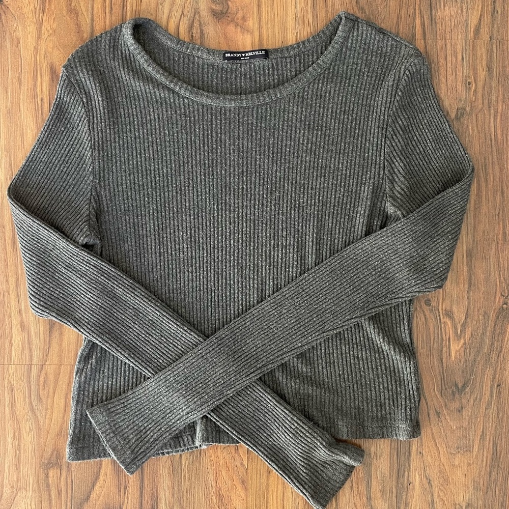 Brandy Melville One Size Stretchy Cropped Sweater